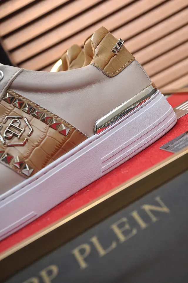 Philipp Plein Beige Leather Studded Side Panel Lifestyle Sneakers 2