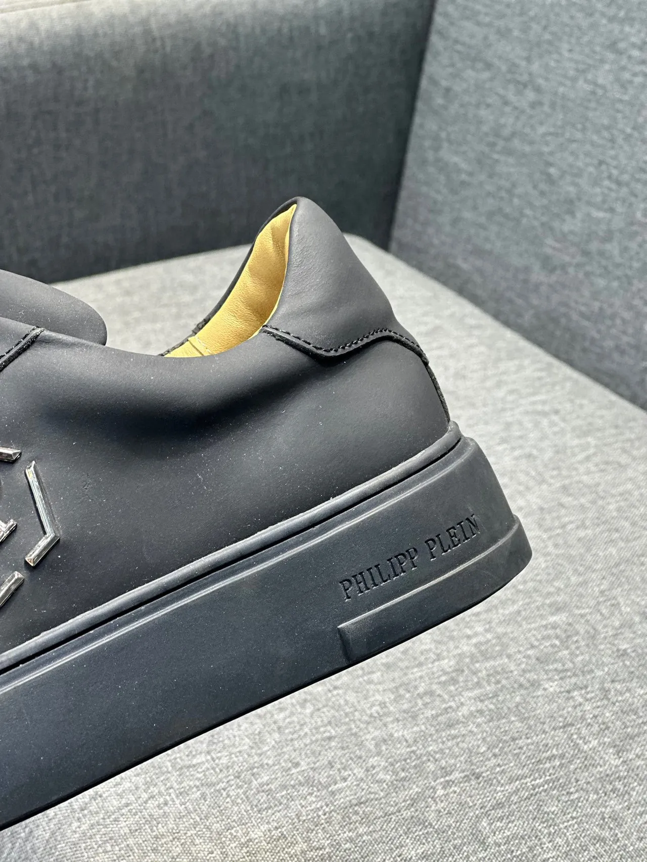 Philipp Plein Black Yellow Leather Upper Metallic Hexagonal PP Logo Lifestyle Sneakers 2