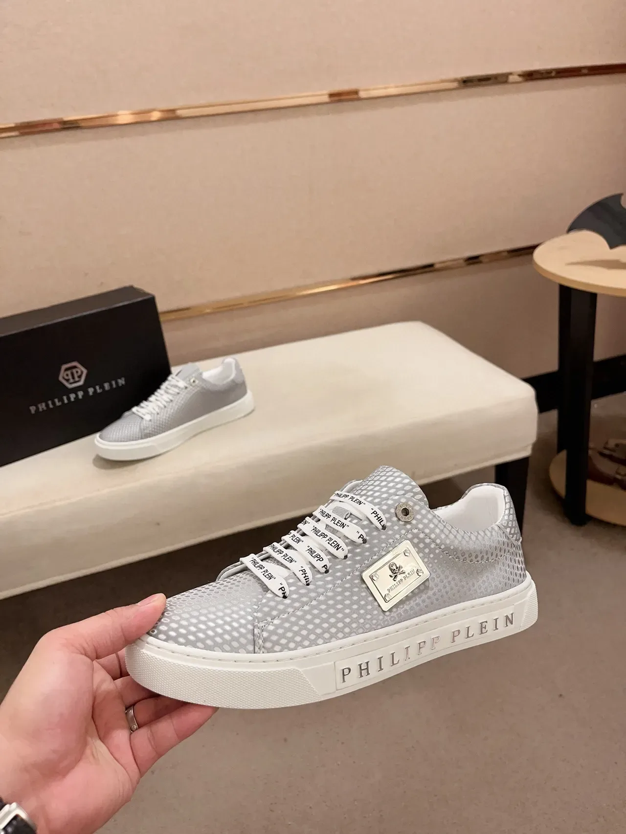 Philipp Plein পারফোরেটেড সিলভার-গ্রে লাইফস্টাইল স্নিকার্স 3