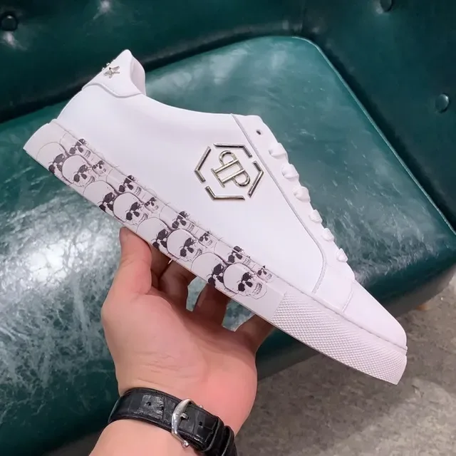 Philipp Plein أحذية أسلوب حياة من الجلد الأبيض والأسود مع طباعة باندا على حزام الميد سول 8