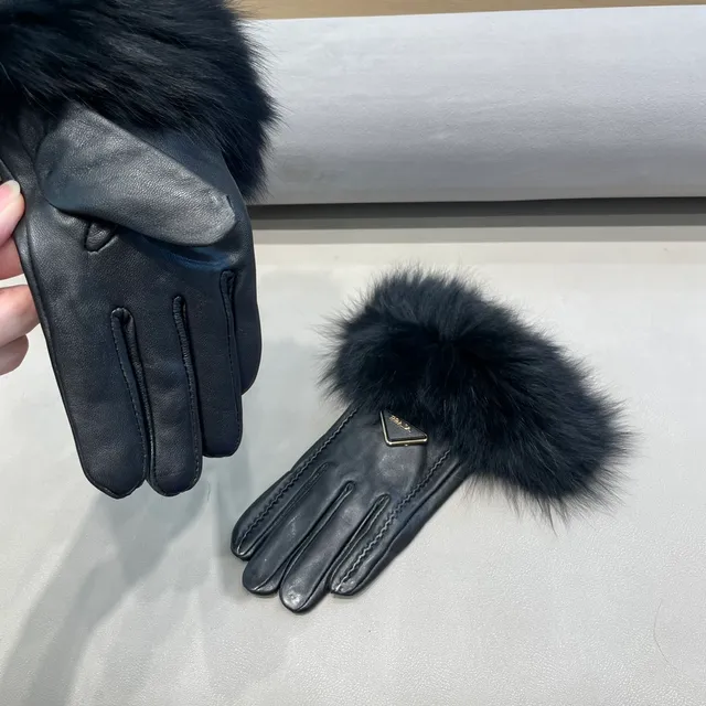 Prada Gants en cuir avec poignet en fourrure noire 6