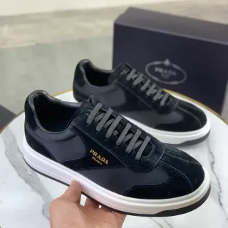 Prada Camurça E Couro Preto Branco Painel Logo Bordado Ouro Lifestyle Sneakers