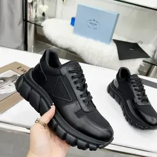Prada Cloudbust Tênis Chunky Pretos