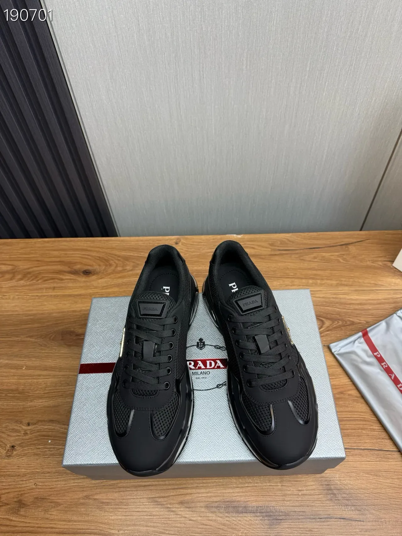 Prada Cloudbust أحذية رياضية أسود شبكة وسينثيتيك نمط حياة 2