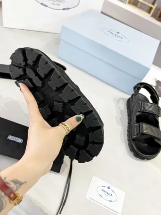Prada Cloudbust صندل أسود حزامات مطوية قاعدة لوغ كثيفة كاجوال 5