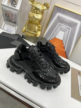 Prada Cloudbust حذاء رياضي أسود متلألئ جلد لامع سميك 6