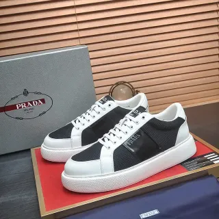 Prada Cloudbust सफेद काला लो-टॉप प्लेटफॉर्म सोल लाइफस्टाइल स्नीकर्स