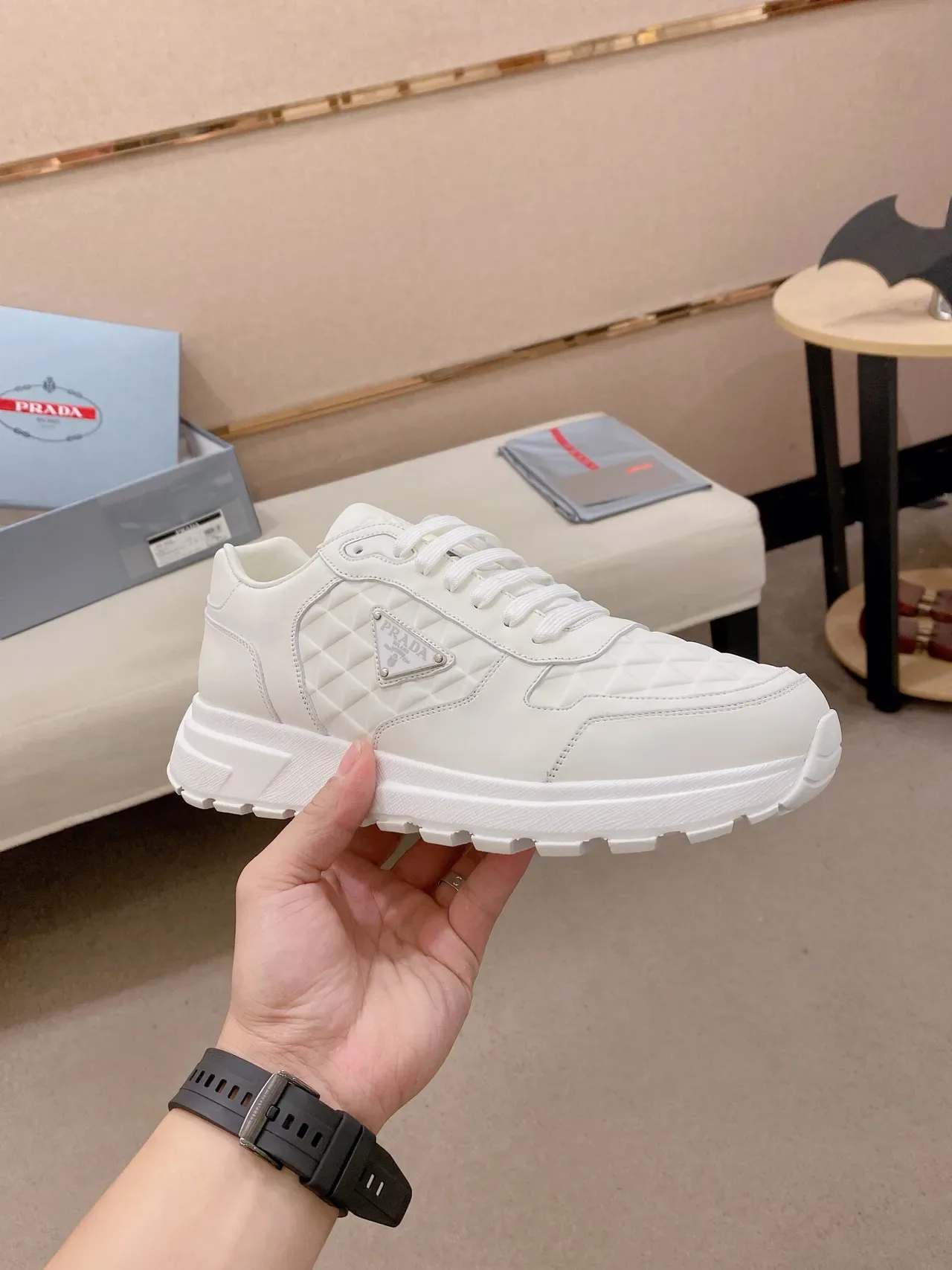 Prada Cloudbust 白色绗缝生活方式运动鞋 4