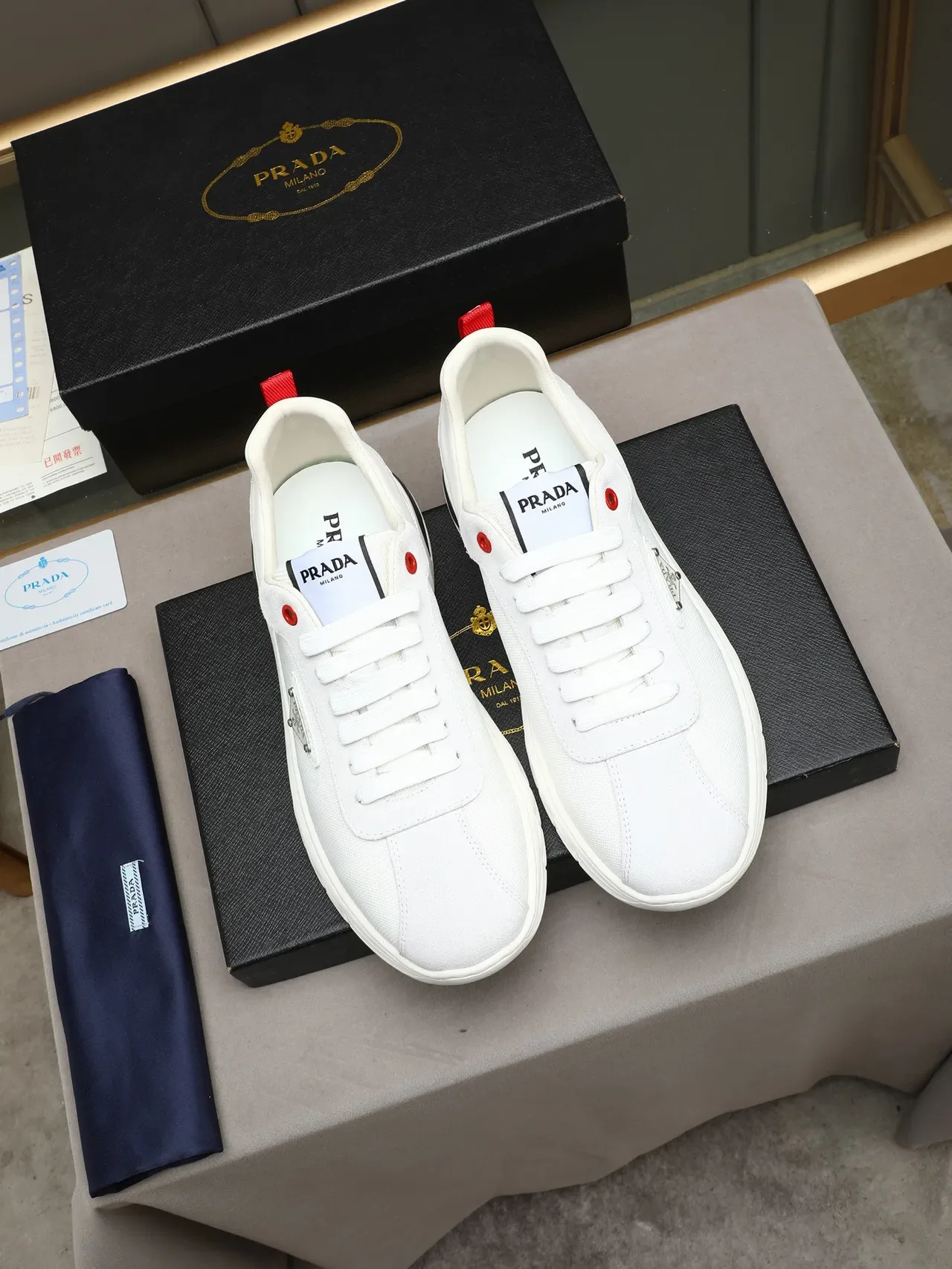 Prada Cloudbust حذاء رياضي أبيض نسيج-سويدي للأسلوب الحياتي 2