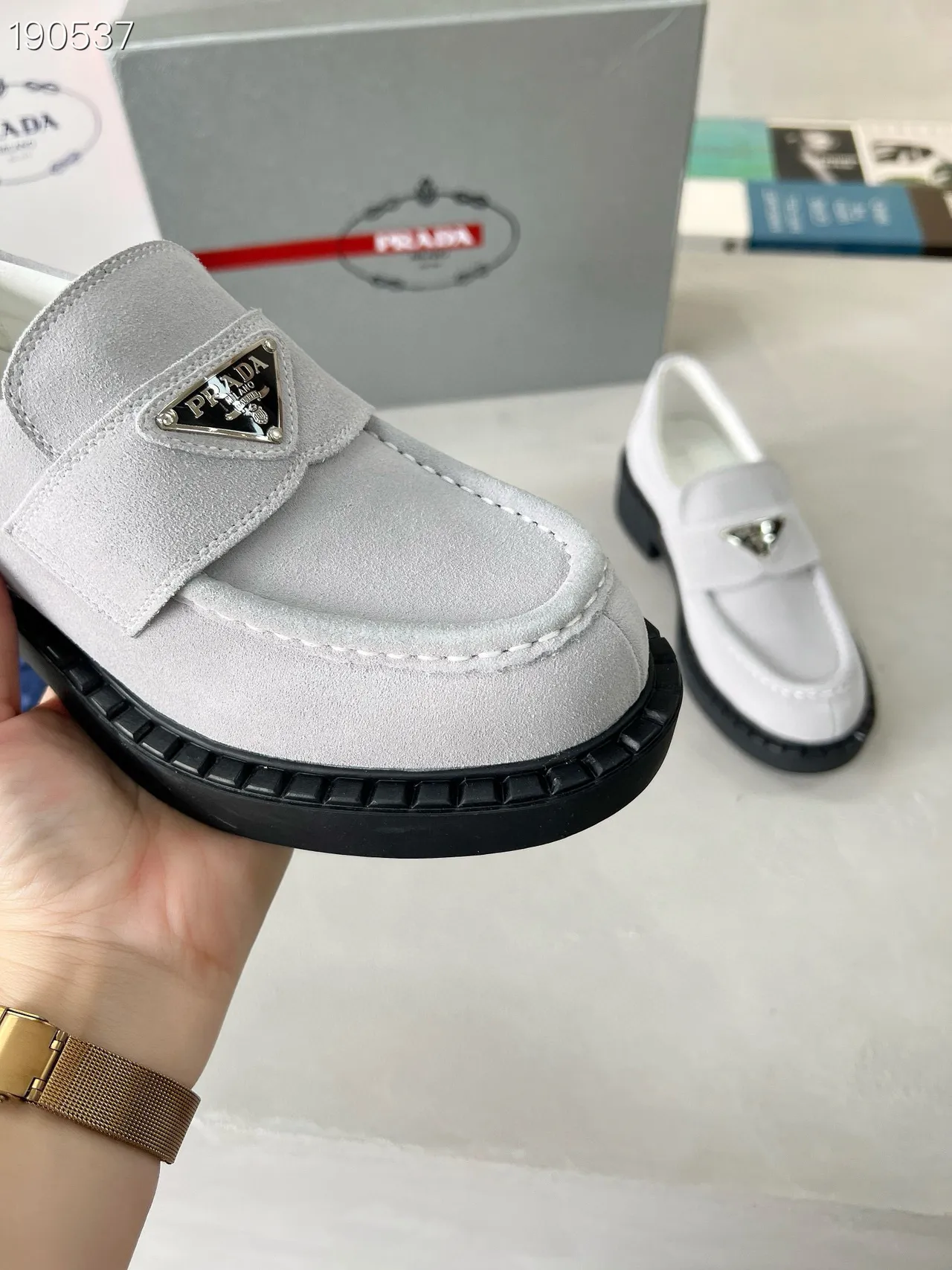 Prada লুফার ধূসর কালো সুয়েড উপরের অংশ মোক-টু সেলাই লুফার 6