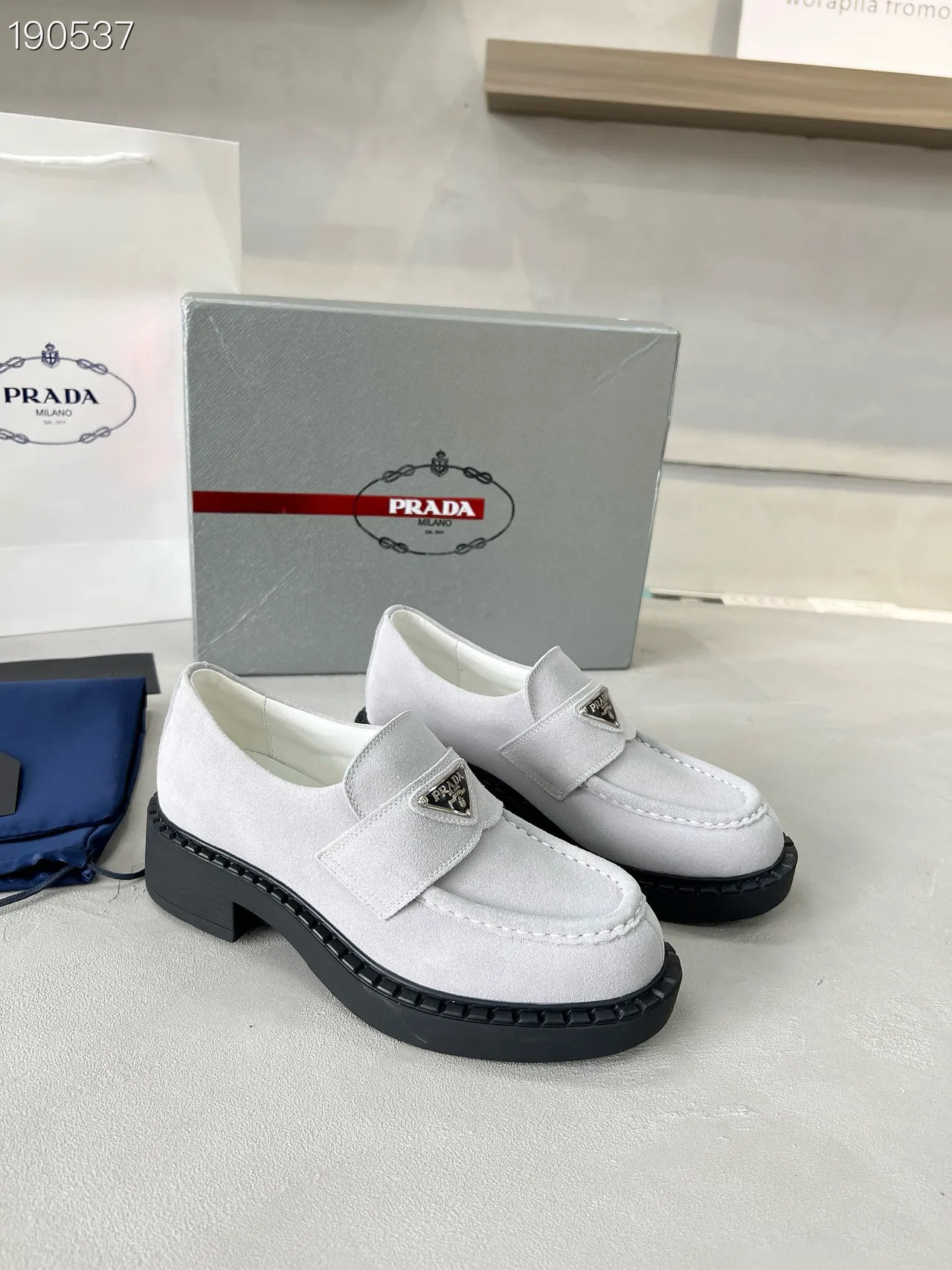 Prada লুফার ধূসর কালো সুয়েড উপরের অংশ মোক-টু সেলাই লুফার 7