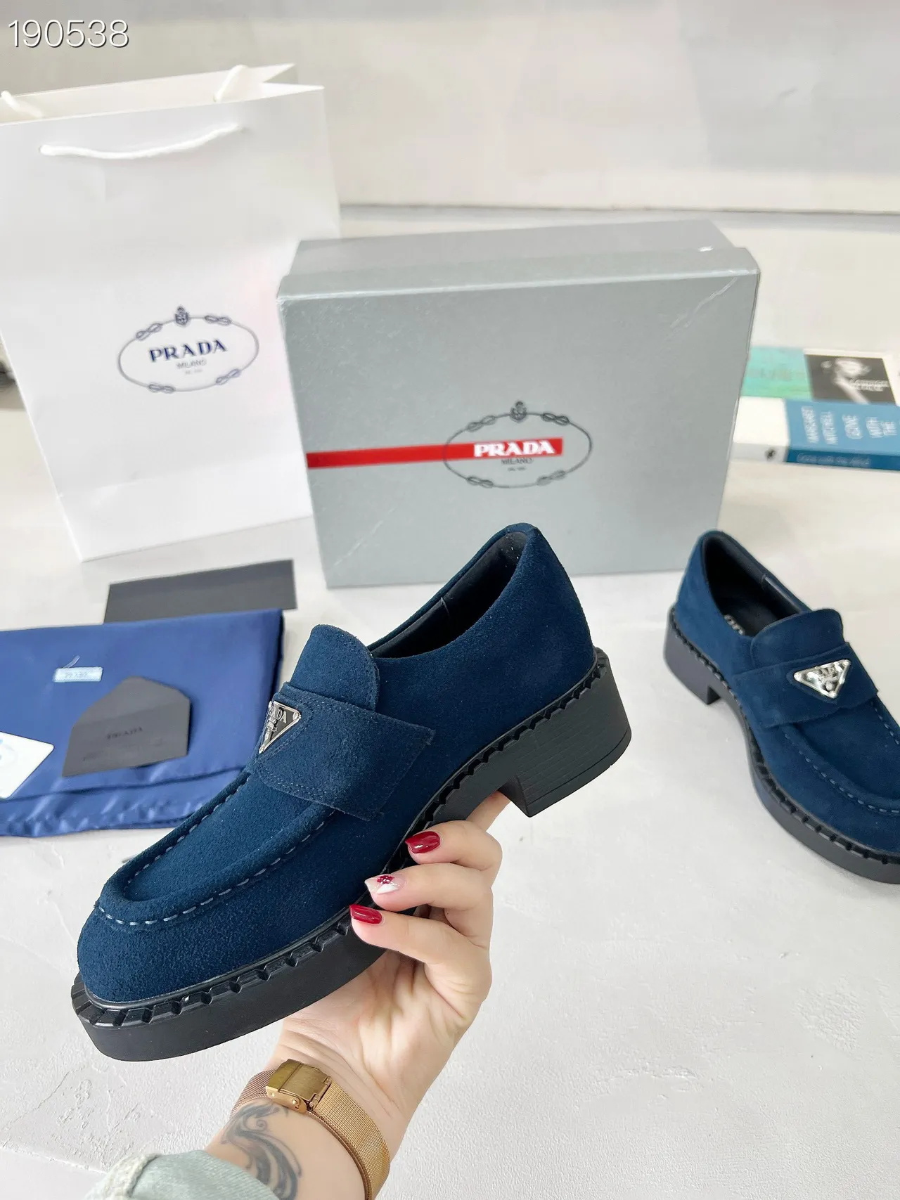 Prada Mocasín Ante Negro Marino Correa Superior Acolchada 5