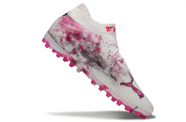 Puma 白色粉色低帮针织鞋面花卉墨水喷溅印花足球鞋 2