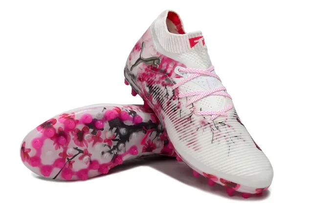 Puma 白色粉色低帮针织鞋面花卉墨水喷溅印花足球鞋 4