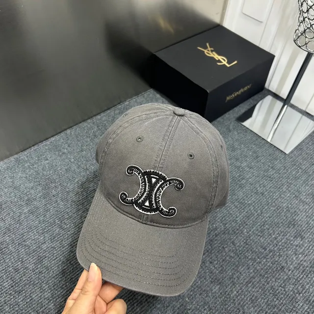 Saint Laurent Marrón Beige Bordado Monograma Seis Paneles Construcción Gorra de Béisbol 7