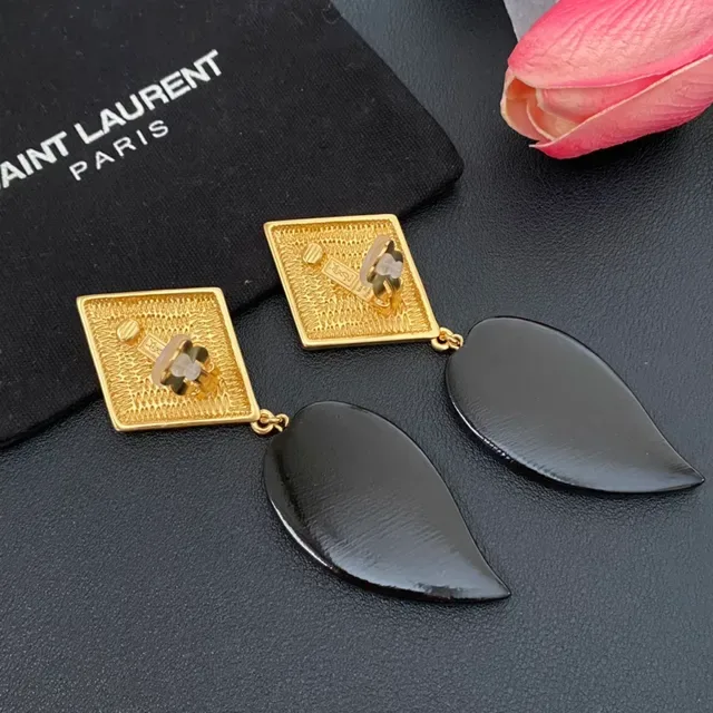 Saint Laurent 金色和黑色几何叶子垂坠耳环 5