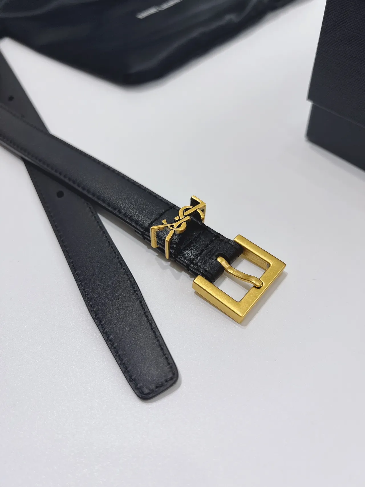 Saint Laurent Monogram 腰带 黑金 光滑 YSL 扣头 皮革腰带 5