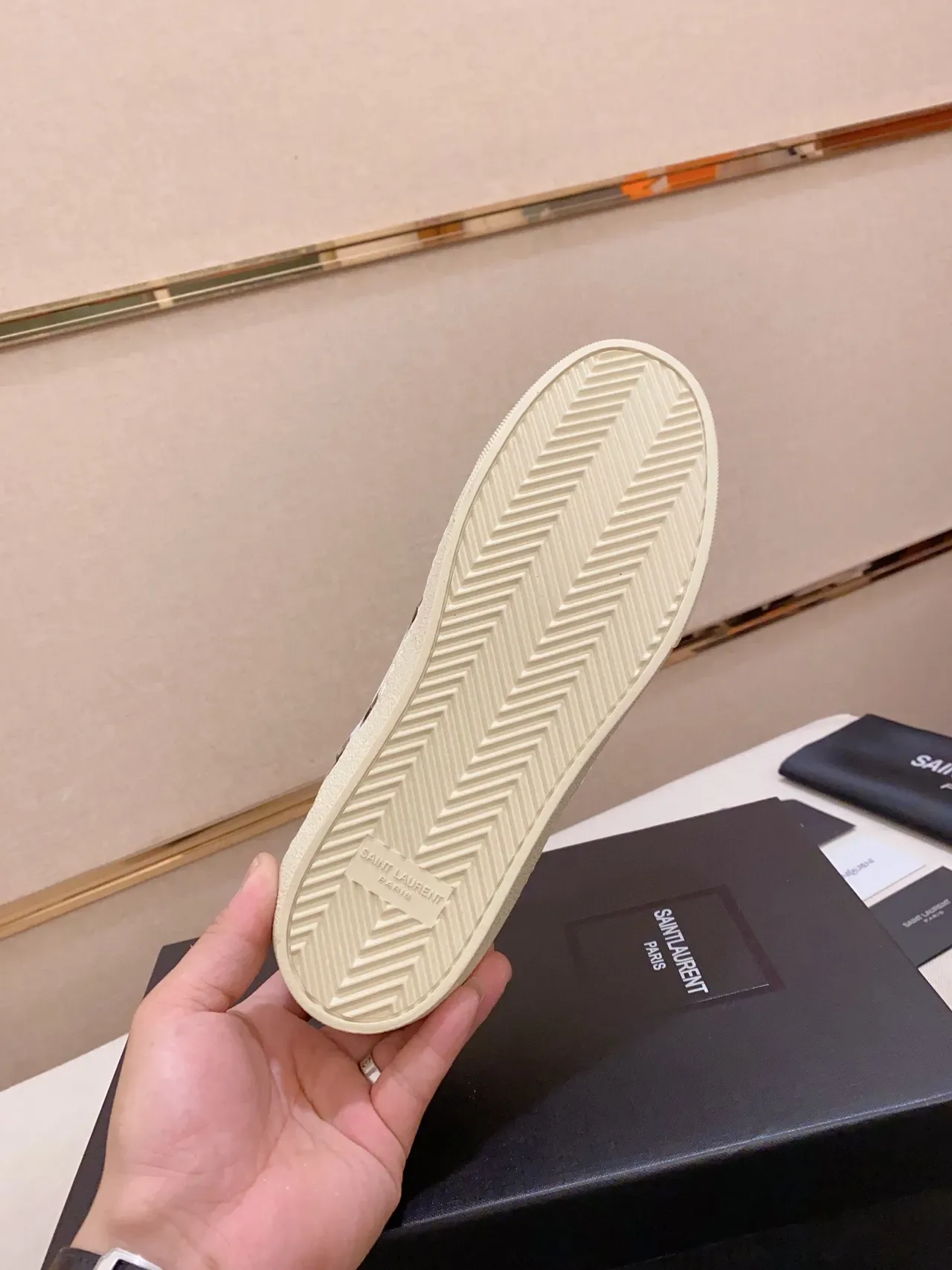 Saint Laurent 白棕色 皮革 星形切口 生活方式运动鞋 2