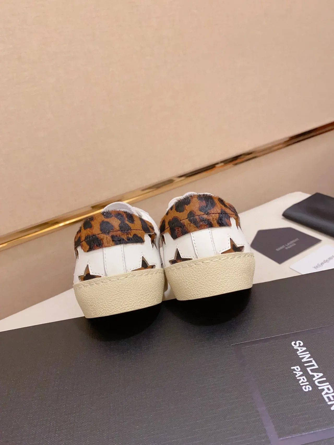 Saint Laurent 白棕色 皮革 星形切口 生活方式运动鞋 3