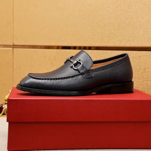 Salvatore Ferragamo Gancini لؤفر بحري جلد مقعر سهل الارتداء لؤفر 4