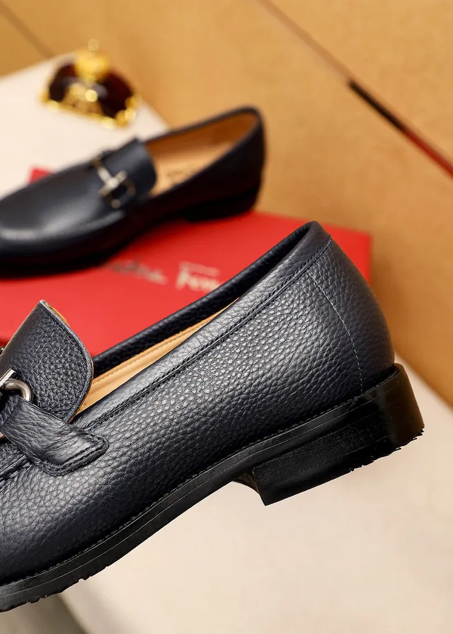 Salvatore Ferragamo Gancini لؤفر بحري جلد مقعر سهل الارتداء لؤفر 6