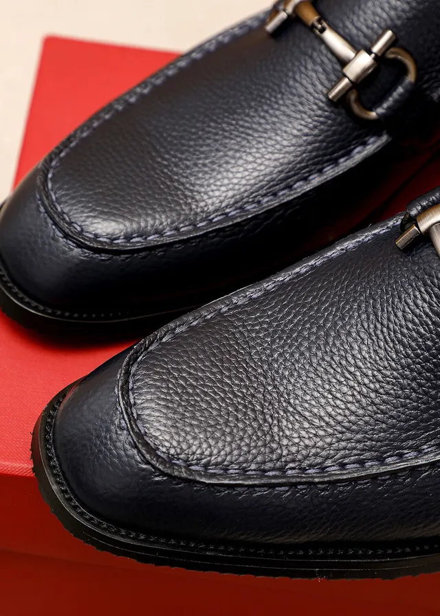 Salvatore Ferragamo Gancini لؤفر بحري جلد مقعر سهل الارتداء لؤفر 7