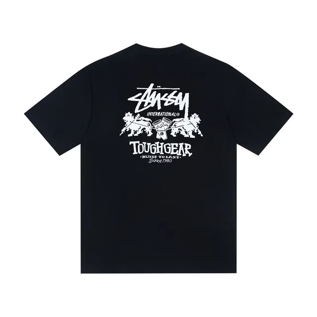 Camiseta Stussy Toughgear estampa gráfica gola redonda 4