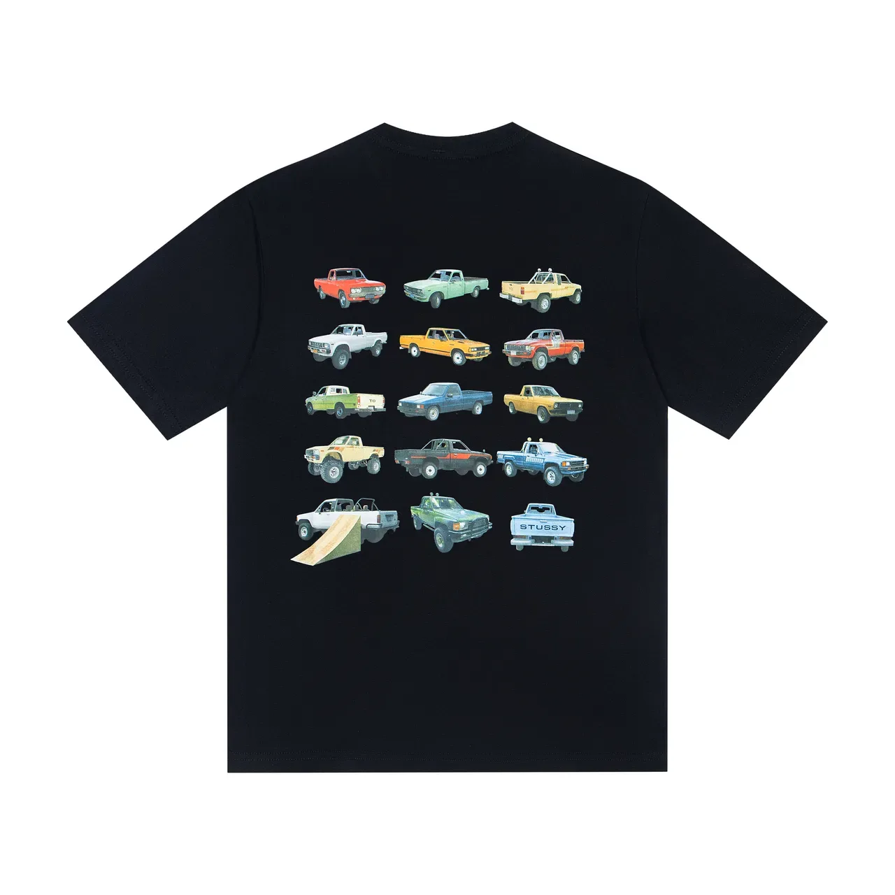 Camiseta Stussy gola redonda com estampa gráfica de caminhão 4