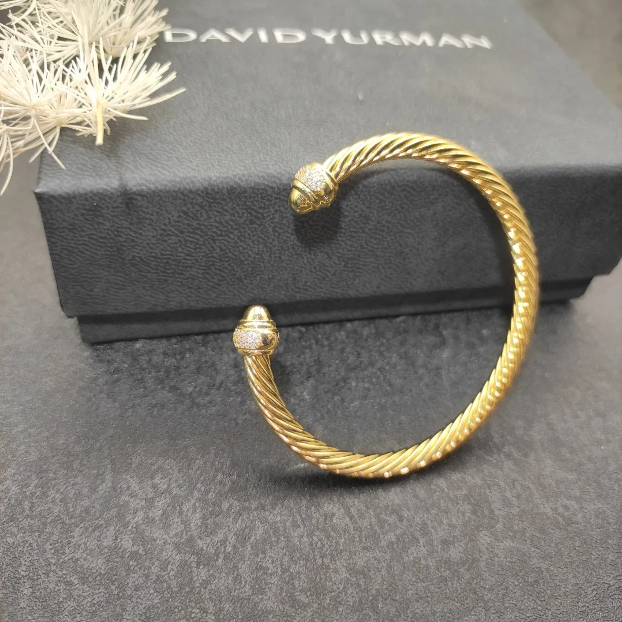 Tiffany & Co. HardWear Corde Tordue Capuchon Diamants Pavé Bracelet en Or 3
