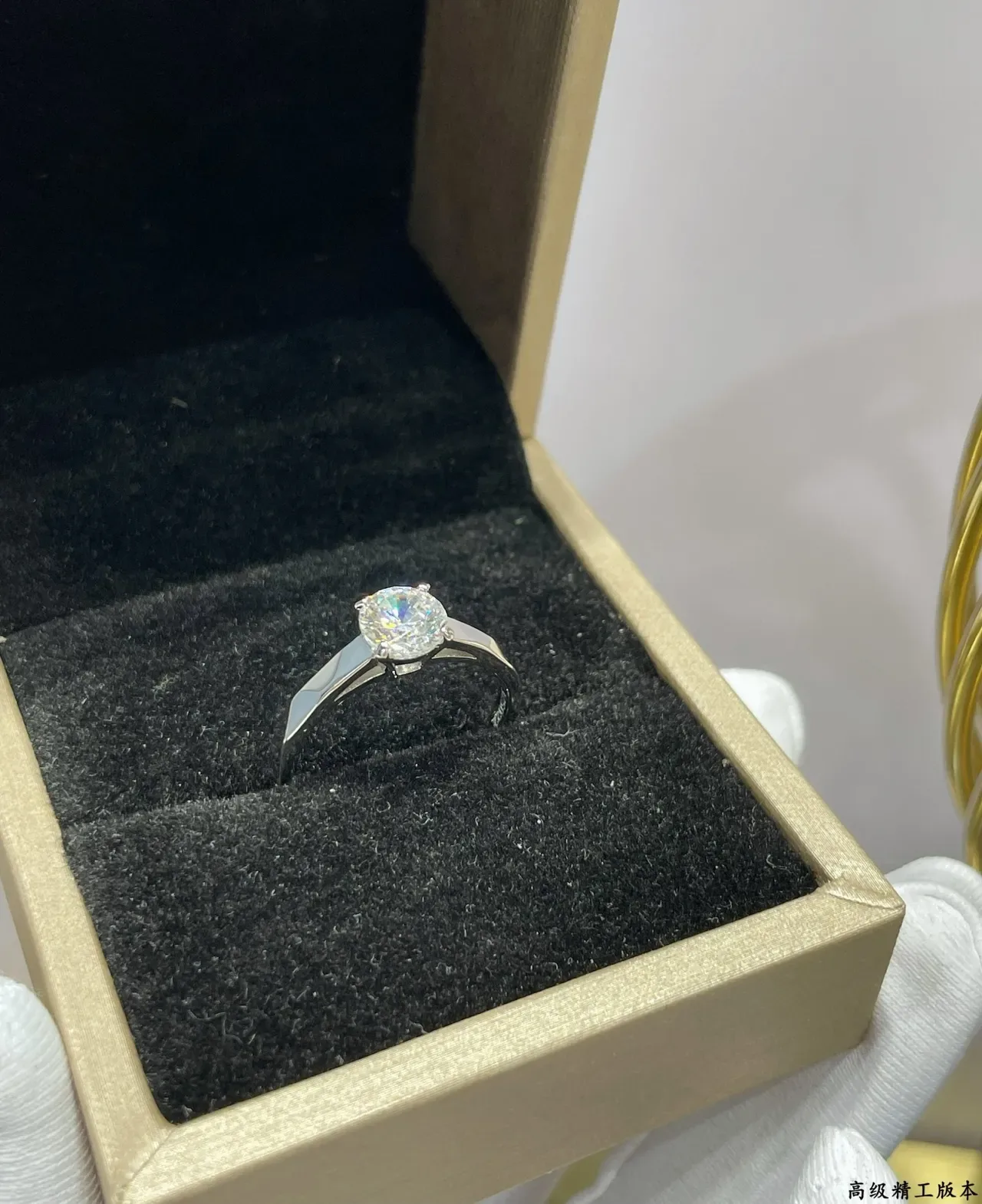 Tiffany & Co. Tiffany Setting 圆形明亮切割 单戒戒指 6