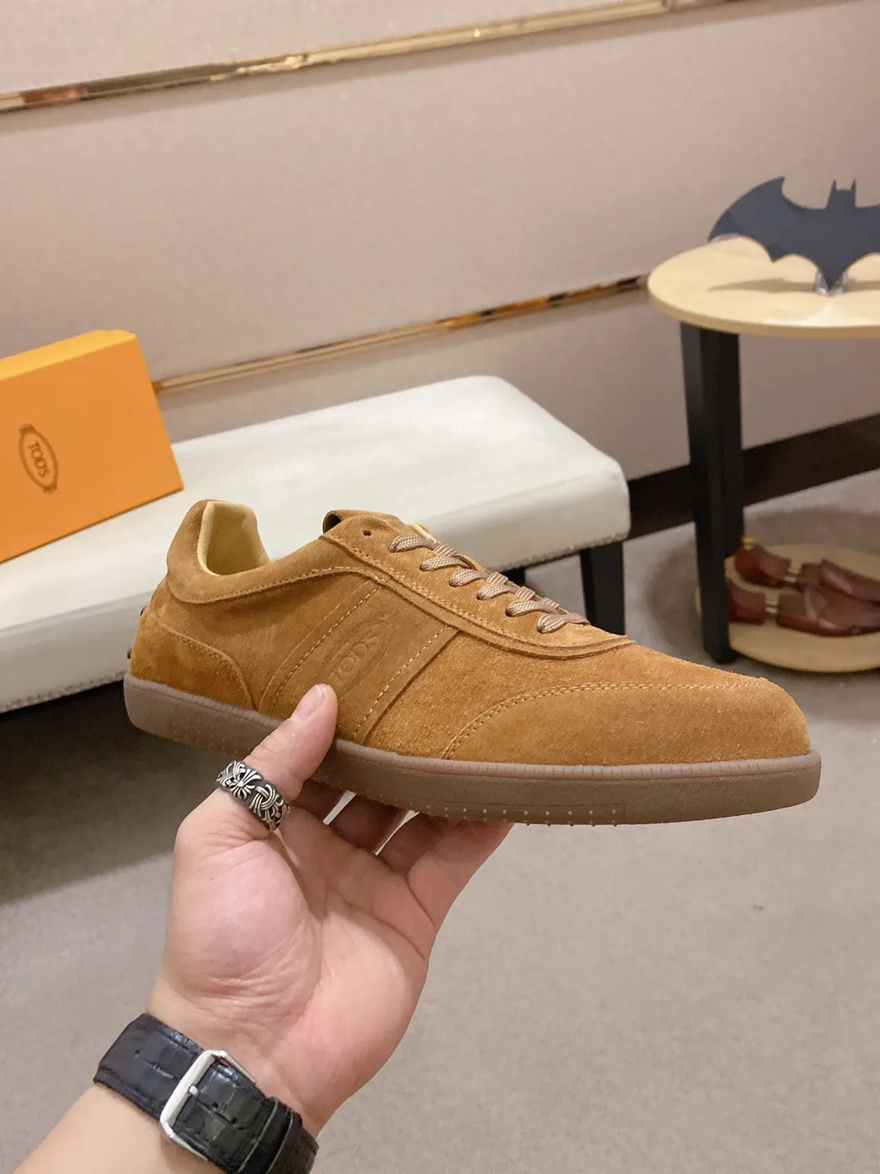 Tod's Gommino Sneakers Lifestyle Marron Beige Daim Low-Top 7