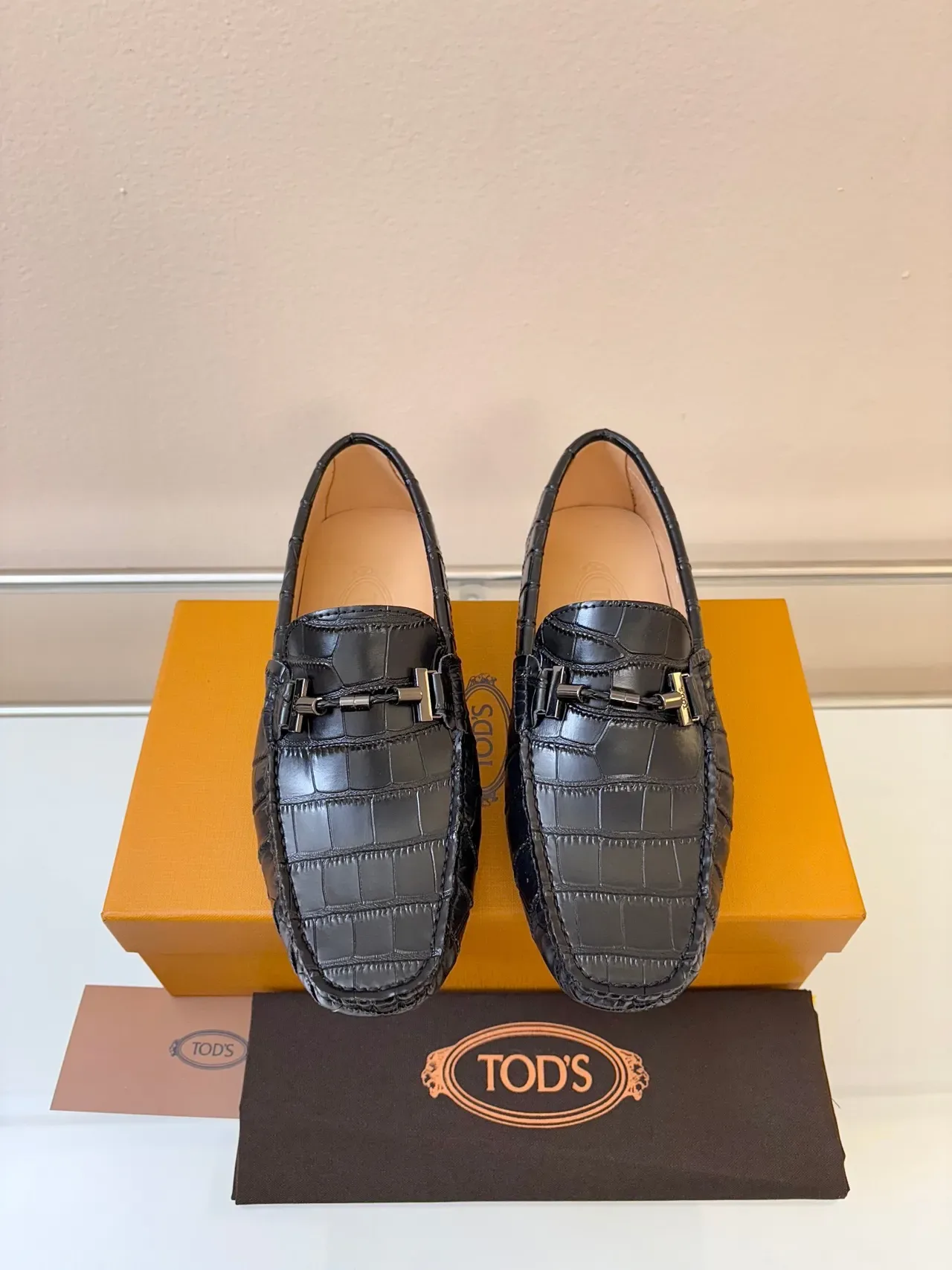 Tod's Gommino কালো কুমির এমবসড লেদার হর্সবিট বাকল লোফার 6