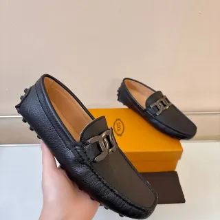 Tod's Gommino Loafer Black Textured Leather Pebble-Sole Loafers