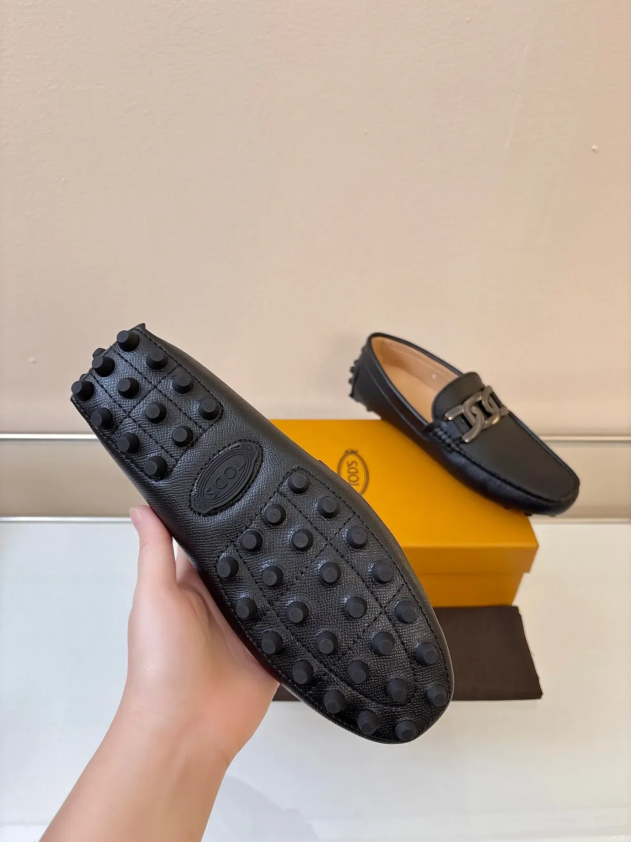 Tod's Gommino Loafer 黑色 纹理皮革 鹅卵石底 乐福鞋 5