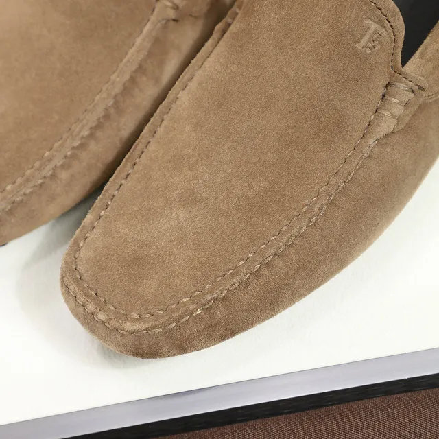 Tod's Brown Black Suede Upper Moc-Toe Stitching Loafer 7