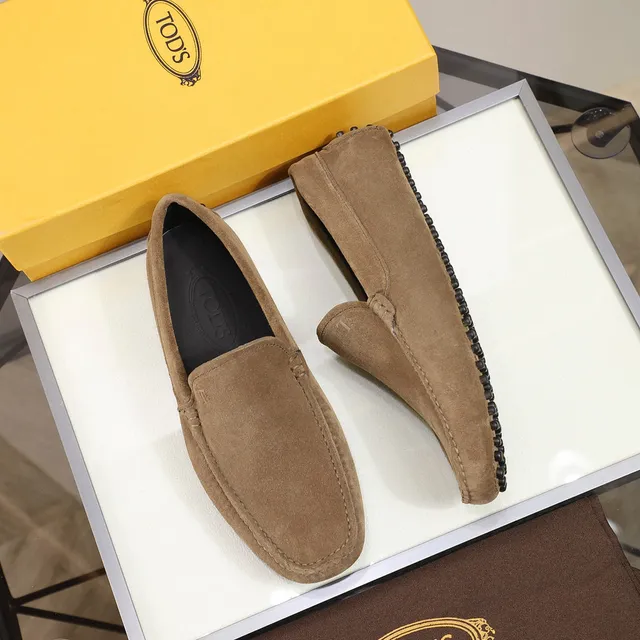 Tod's Brown Black Suede Upper Moc-Toe Stitching Loafer 9