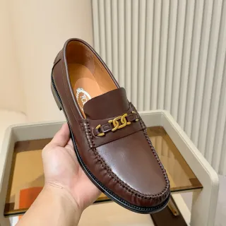 Tod's Horsebit Loafer भूरा सोने का चमकदार चमड़े का बकल लूफर