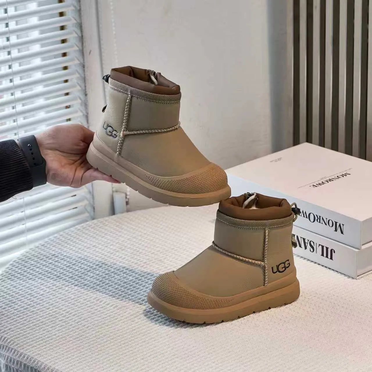 UGG Beige Marrón con cremallera forradas con shearling botas de nieve 5
