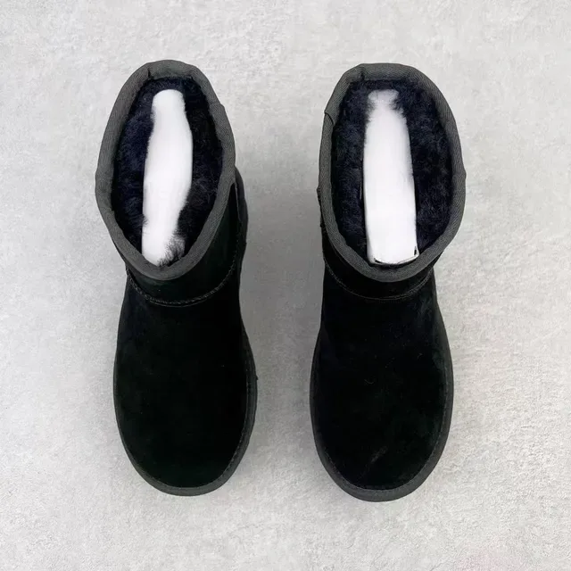 UGG 黑色 平台鞋底 麂皮面 雪靴 2