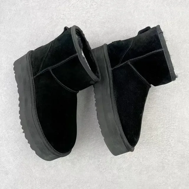 UGG 黑色 平台鞋底 麂皮面 雪靴 3