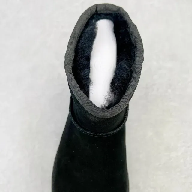 UGG 黑色 平台鞋底 麂皮面 雪靴 5