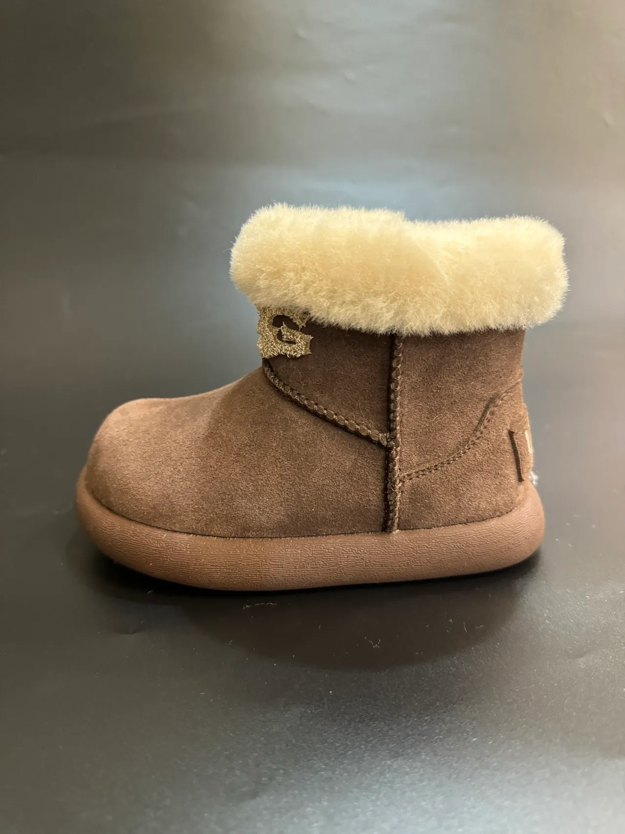 UGG Classic Mini 米色麂皮羊毛护腿雪靴 8