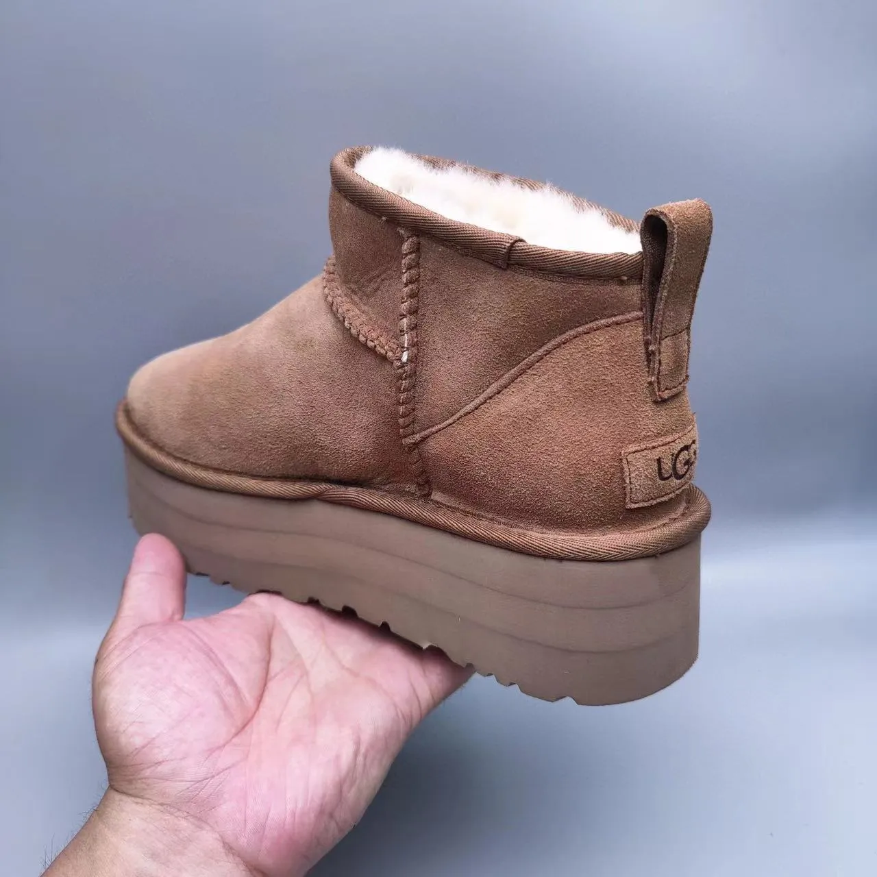 UGG Classic Mini Platform Chestnut Brown Snow Boots 7
