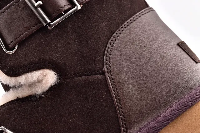 UGG क्लासिक मिनी शियरलिंग लाइन बकल स्ट्रैप स्नो बूट 4