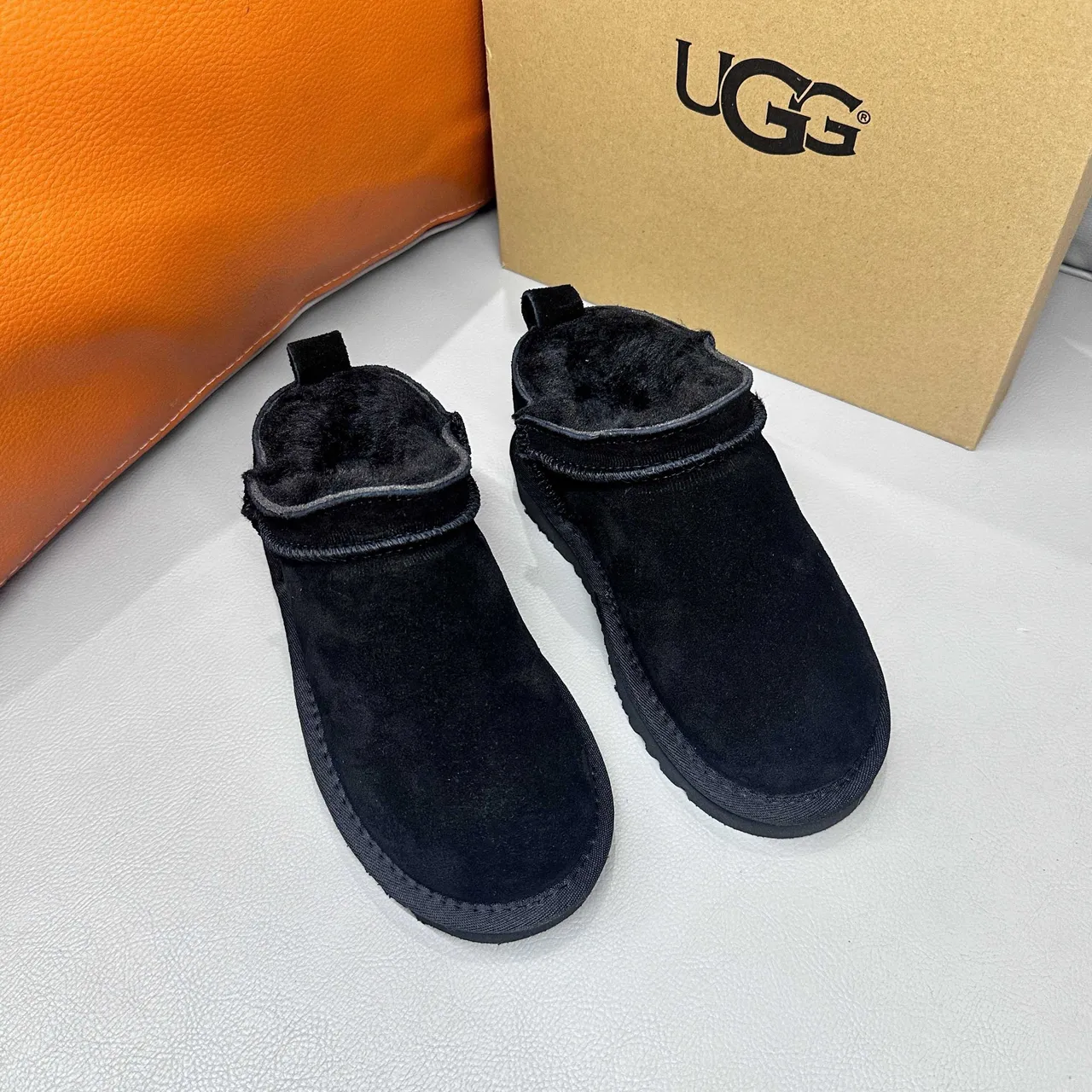 UGG Classic Short Beige Suede Shearling-Lined Snow Boots 23