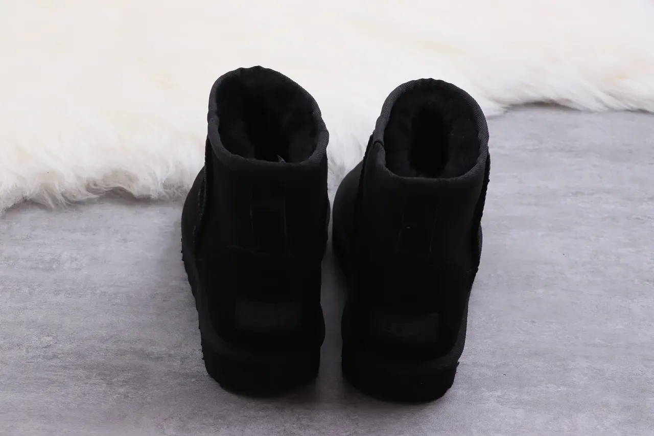 UGG Classic Short Black Suede Shearling-Lined Snow Boots 12