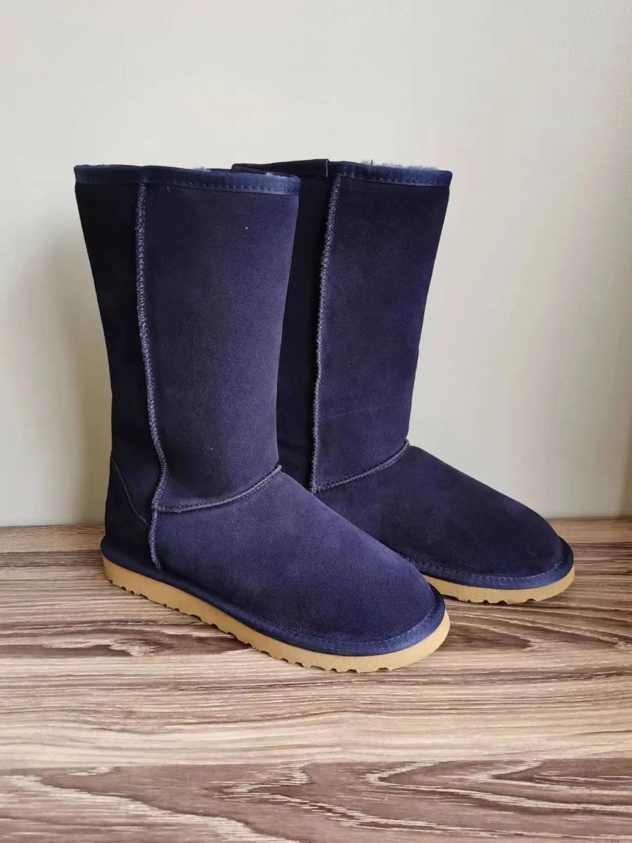 UGG Classic Tall Navy Suede Botas de Nieve 2