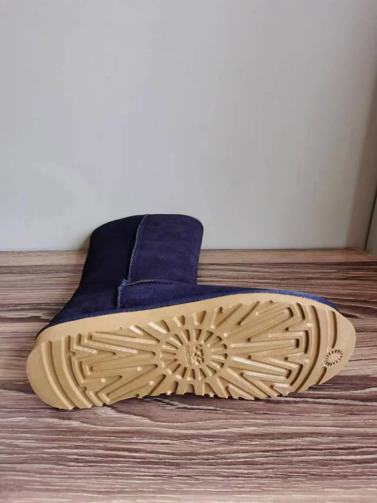 UGG Classic Tall Navy Suede Botas de Nieve 5