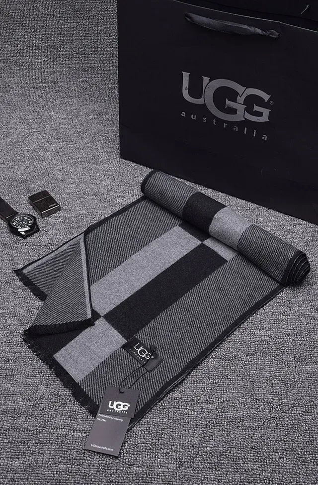 UGG ধূসর কালো ব্লক-স্ট্রাইপড বুনন ক্যাশমিয়ার শাল 5