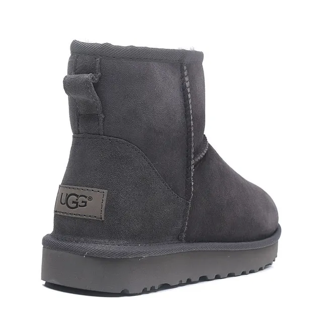 UGG 灰色羊麂皮鞋面 羊毛内衬翻边雪靴 5